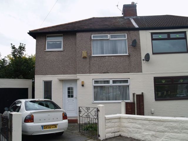  Image of 3 bedroom Semi-Detached house to rent in Derby Grove Maghull Liverpool L31 at Derby Grove Maghull Liverpool, L31 5JJ