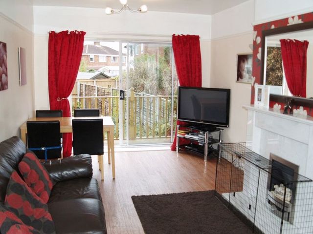 Image of 3 bedroom Semi-Detached house to rent in Derby Grove Maghull Liverpool L31 at Derby Grove Maghull Liverpool, L31 5JJ