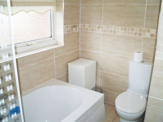  Image of 3 bedroom Semi-Detached house to rent in Derby Grove Maghull Liverpool L31 at Derby Grove Maghull Liverpool, L31 5JJ