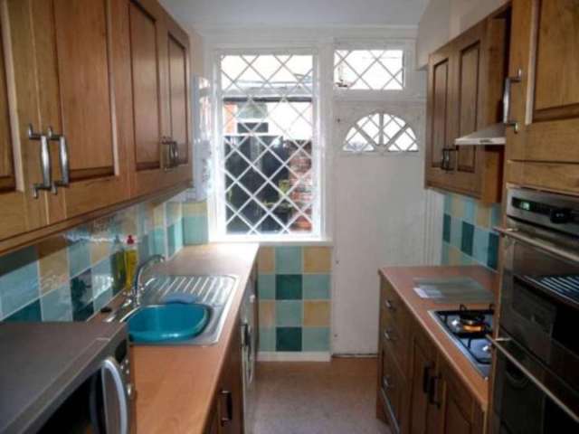  Image of House Share to rent in Deyne Avenue Manchester M14 at Deyne Avenue Rusholme Manchester, M14 5SY