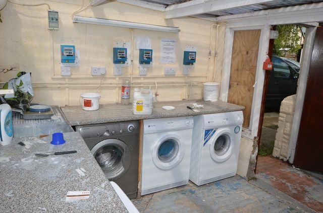  Image of 1 bedroom Property to rent in Pilton Causeway Barnstaple EX32 at 4 Pilton Causeway  Barnstaple, EX32 7AA