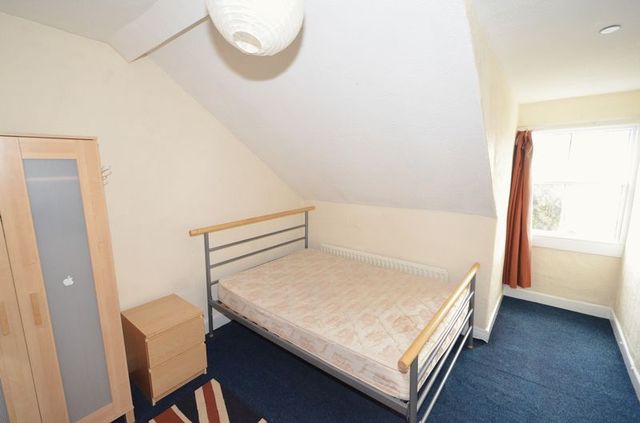  Image of Property to rent in Ebberley Lawn Barnstaple EX32 at 9 Ebberley Lawn  Barnstaple, EX32 7DJ