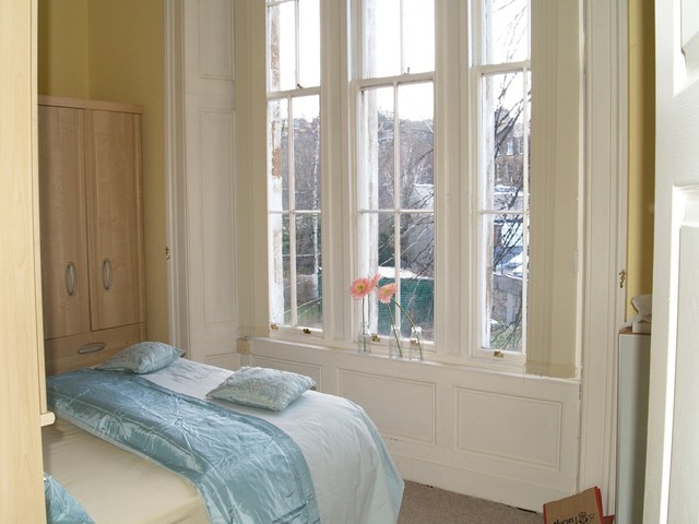  Image of 2 bedroom Flat to rent in Dowanside Road Glasgow G12 at Dowanhill Glasgow Glasgow, G12 9DA