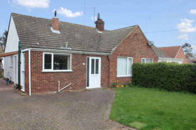  Image of 3 bedroom Chalet for sale in East Avenue Brundall Norwich NR13 at Brundall Norwich Brundall, NR13 5PB