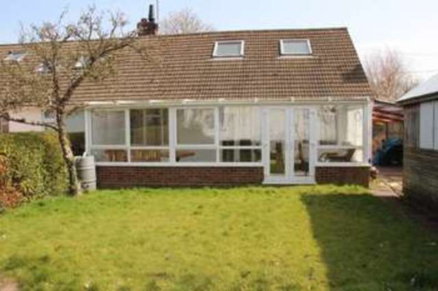  Image of 3 bedroom Chalet for sale in East Avenue Brundall Norwich NR13 at Brundall Norwich Brundall, NR13 5PB