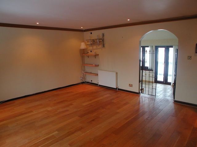  Image of 4 bedroom Detached house to rent in East Forth Road Forth Lanark ML11 at East Forth Road Forth Lanark, ML11 8AL