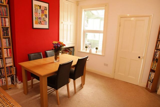  Image of 2 bedroom Terraced house to rent in Eastern Terrace Lincoln LN5 at Eastern Terrace  Lincoln, LN5 7YA