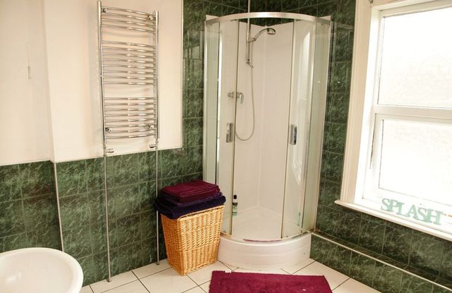  Image of 2 bedroom Terraced house to rent in Eastern Terrace Lincoln LN5 at Eastern Terrace  Lincoln, LN5 7YA