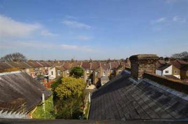  Image of 3 bedroom Terraced house for sale in Edith Road Faversham ME13 at Faversham Kent Faversham, ME13 8SD