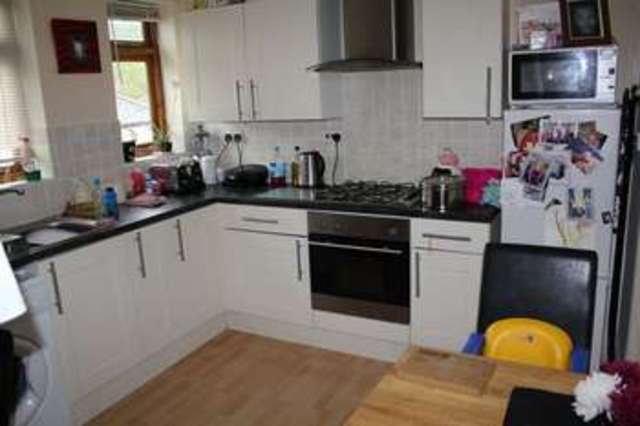  Image of 3 bedroom Flat to rent in Downside Avenue Plymouth PL6 at Eggbuckland Plymouth Devon, PL6 5SD