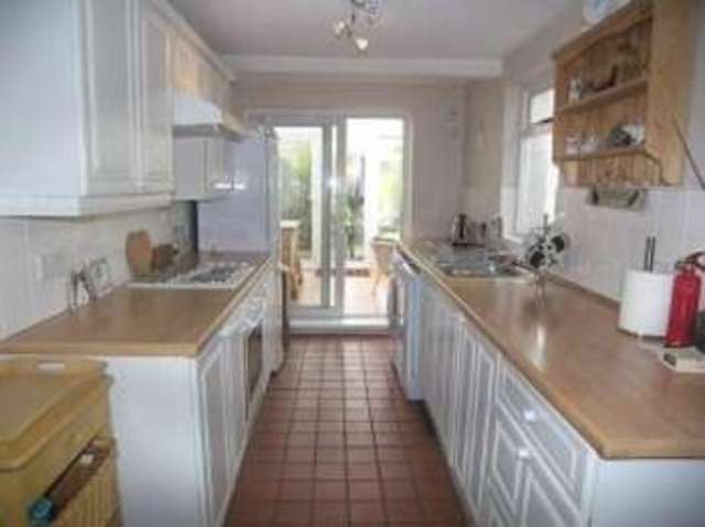  Image of 3 bedroom Terraced house for sale in Kings Road Emsworth PO10 at Emsworth Hampshire Emsworth, PO10 7HN