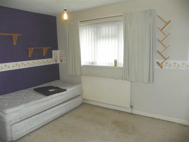  Image of 3 bedroom Property for sale in Erw Non Llannon Llanelli SA14 at Erw Non Llannon Llanelli, SA14 6BL