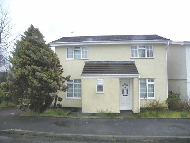  Image of 3 bedroom Property for sale in Erw Non Llannon Llanelli SA14 at Erw Non Llannon Llanelli, SA14 6BL