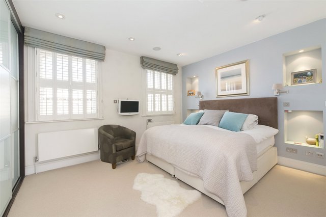  Image of 5 bedroom Detached house for sale in Eyot Gardens London W6 at London  Stamford Brook, W6 9TN