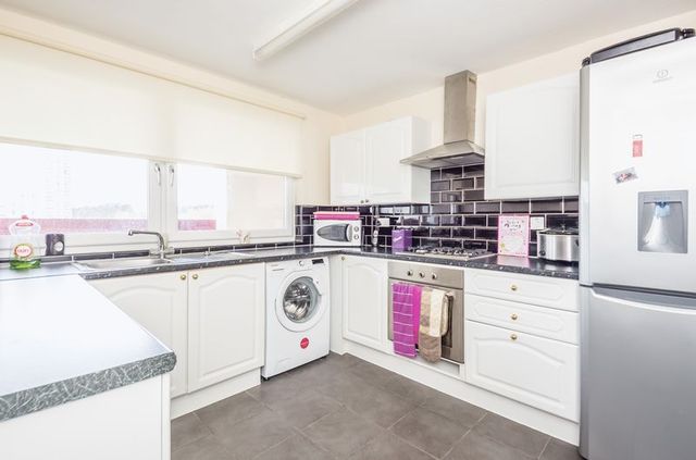  Image of 2 bedroom Property for sale in Craigour Green Edinburgh EH17 at Craigour Green Liberton Edinburgh, EH17 7NQ