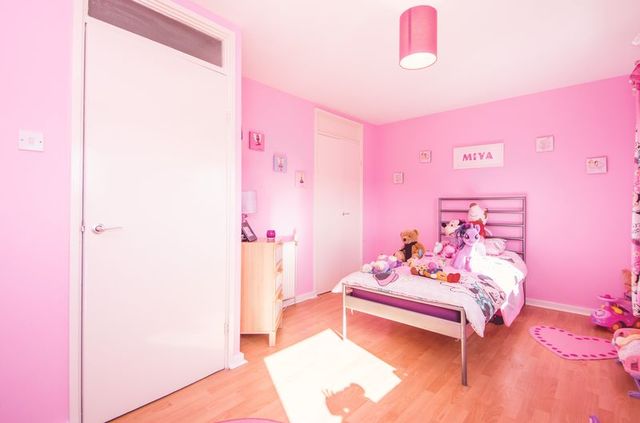  Image of 2 bedroom Property for sale in Craigour Green Edinburgh EH17 at Craigour Green Liberton Edinburgh, EH17 7NQ