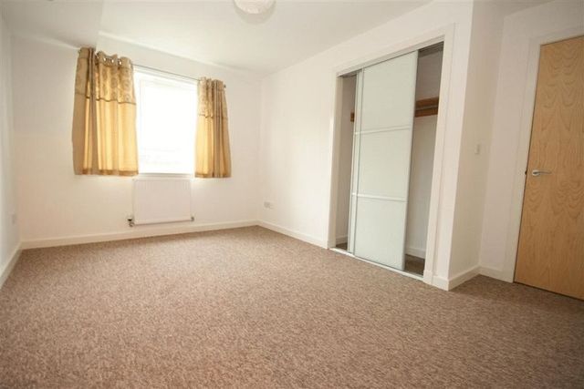  Image of 2 bedroom Flat to rent in Corbiehall Bo