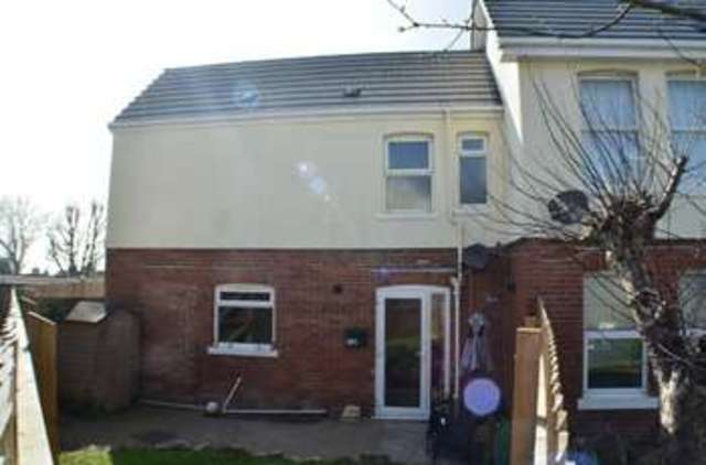  Image of 2 bedroom Semi-Detached house to rent in Forest Road Torquay TQ1 at Forest Road  Torquay, TQ1 4JZ