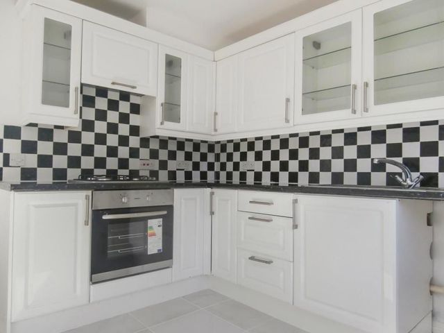  Image of 3 bedroom Semi-Detached house to rent in Forth Park Stirling FK9 at Bridge of Allan Stirling Stirling, FK9 5NT