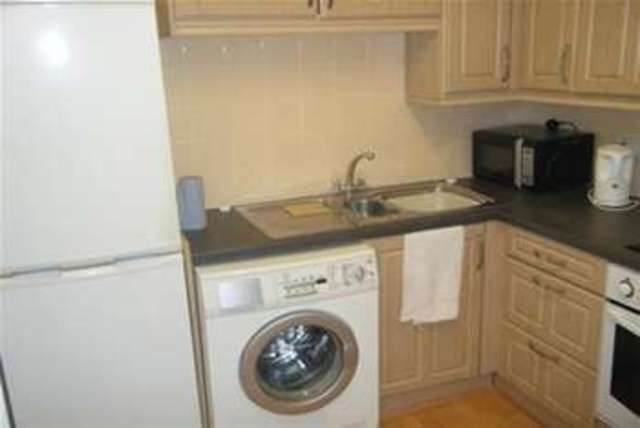 Image of 1 bedroom Flat to rent in Frances Road Bournemouth BH1 at Bournemouth, BH1 3SA