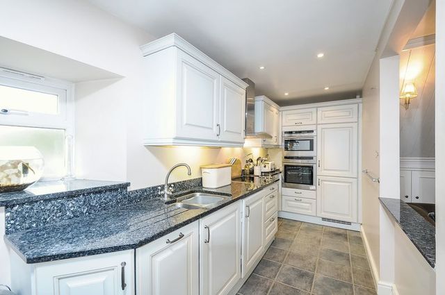  Image of 2 bedroom Terraced house for sale in Frogmore Lane Stanford in the Vale Faringdon SN7 at Frogmore Lane Stanford in the Vale Faringdon, SN7 8LG