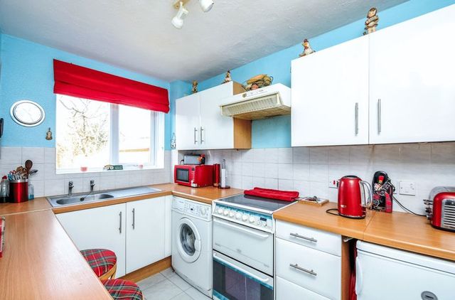  Image of 1 bedroom Terraced house for sale in Gibson Close Abingdon OX14 at Gibson Close  Abingdon, OX14 1XT