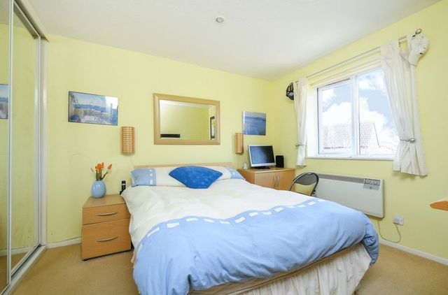  Image of 1 bedroom Terraced house for sale in Gibson Close Abingdon OX14 at Gibson Close  Abingdon, OX14 1XT