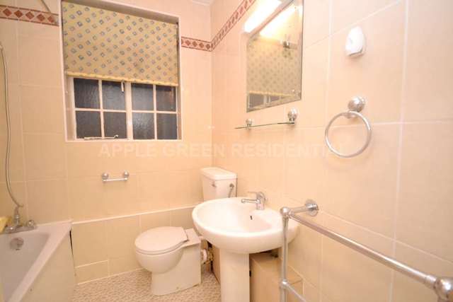  Image of 1 bedroom Apartment to rent in Gloucester Place London NW1 at Gloucester Place Baker Street London, NW1 6BP