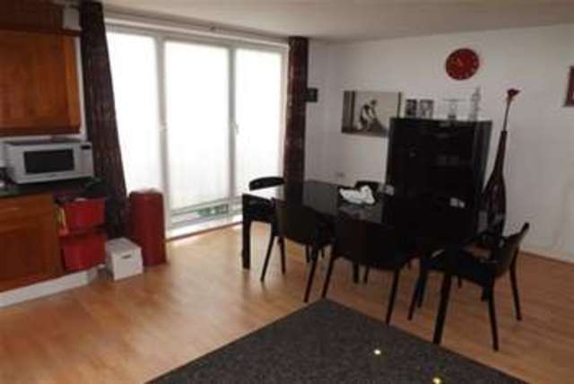  Image of 2 bedroom Flat to rent in Redcliff Street Redcliffe Bristol BS1 at Bristol, BS1 6LP