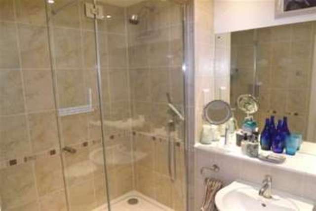  Image of 2 bedroom Flat to rent in Redcliff Street Redcliffe Bristol BS1 at Bristol, BS1 6LP
