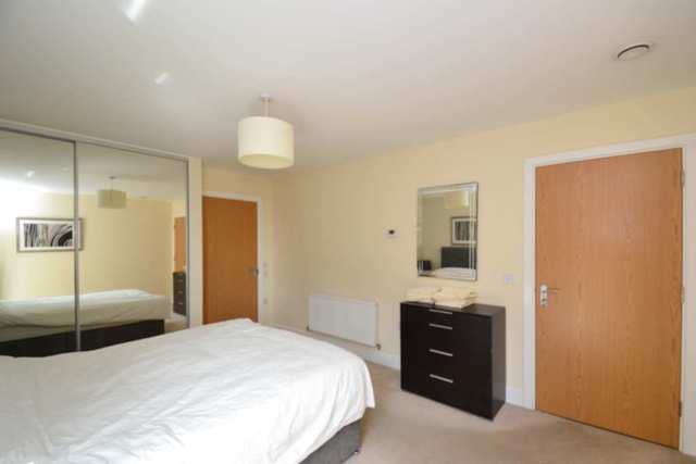  Image of 2 bedroom Flat to rent in Glenthorne Road London W6 at Glenthorne Road  London, W6 0JY
