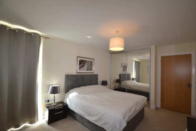  Image of 2 bedroom Flat to rent in Glenthorne Road London W6 at Glenthorne Road  London, W6 0JY