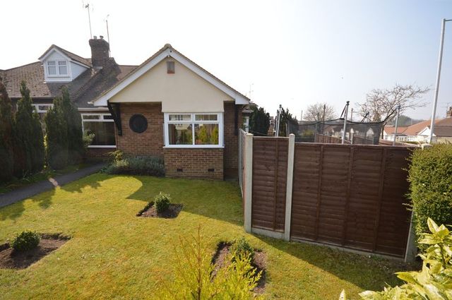 Image of 2 bedroom Detached house for sale in Grasmere Road Luton LU3 at Grasmere Road  Luton, LU3 2DT