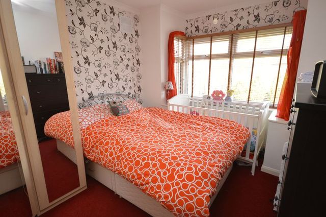  Image of 2 bedroom Detached house for sale in Grasmere Road Luton LU3 at Grasmere Road  Luton, LU3 2DT