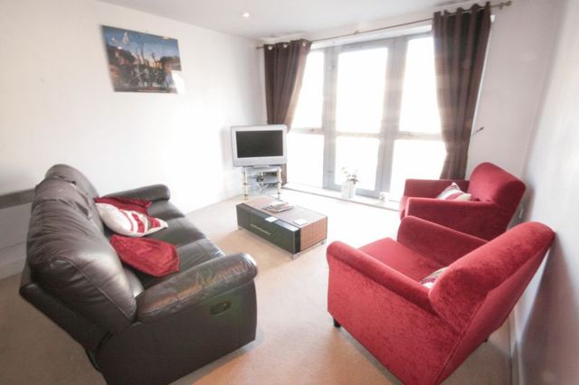  Image of 2 bedroom Flat for sale in Hall Street Hockley Birmingham B18 at Hall Street  Birmingham, B18 6BN