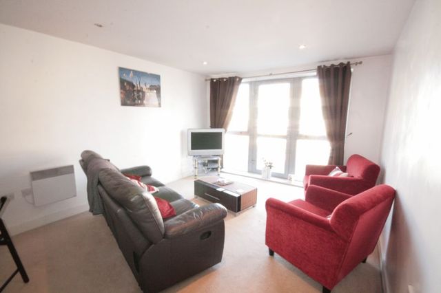  Image of 2 bedroom Flat for sale in Hall Street Hockley Birmingham B18 at Hall Street  Birmingham, B18 6BN