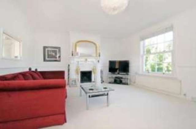  Image of 3 bedroom Maisonette for sale in The Broadway Hampton Court Way Thames Ditton KT7 at Hampton Court Way Thames Ditton Thames Ditton, KT7 0LX