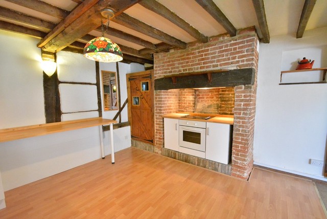  Image of 2 bedroom Cottage to rent in Broad Street Harleston IP20 at Broad Street  Harleston, IP20 9AZ