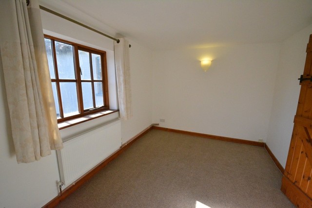  Image of 2 bedroom Cottage to rent in Broad Street Harleston IP20 at Broad Street  Harleston, IP20 9AZ