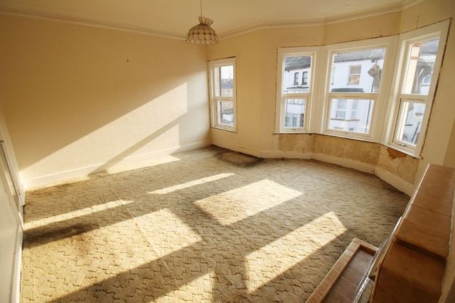  Image of 4 bedroom Terraced house for sale in Hartington Road Southend-on-Sea SS1 at Hartington Road  Southend-On-Sea, SS1 2HS