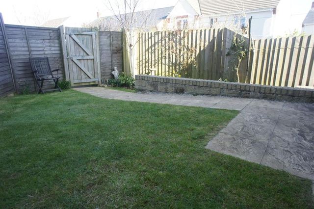  Image of 4 bedroom Property for sale in Hawkins Way Helston TR13 at Hawkins Way Helston Helston, TR13 8FQ