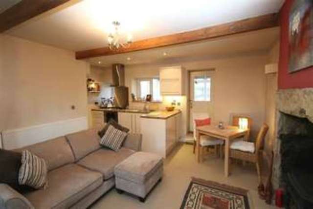  Image of 2 bedroom Terraced house for sale in Haworth Road Cross Roads Keighley BD22 at Crossroads Keighley Keighley, BD22 9EY