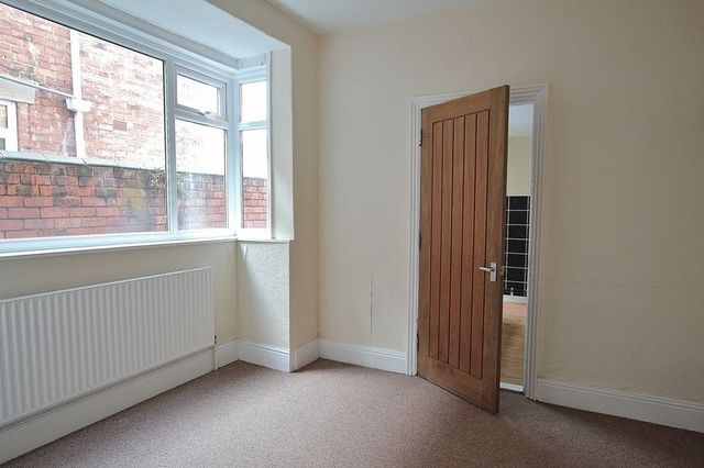  Image of 3 bedroom Terraced house for sale in Heathcote Street Hull HU6 at Heathcote Street  Hull, HU6 7LP
