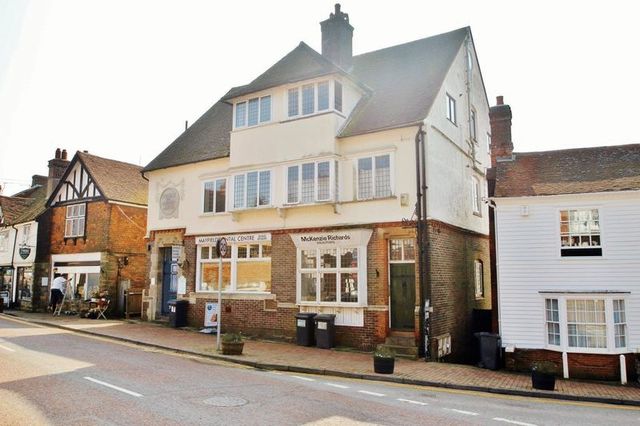  Image of 2 bedroom Detached house for sale in High Street Mayfield TN20 at High Street Mayfield Mayfield, TN20 6AB