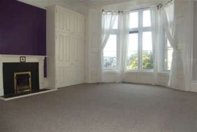  Image of 2 bedroom Flat to rent in Highbury Road Weston-super-Mare BS23 at Weston-super-Mare, BS23 2DR