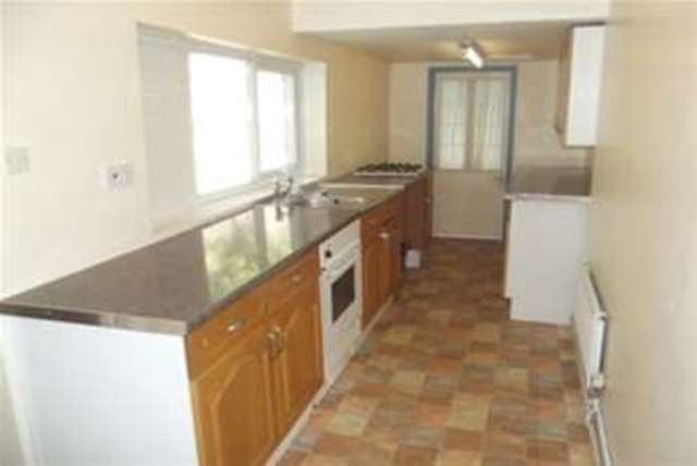  Image of 2 bedroom Flat to rent in Highbury Road Weston-super-Mare BS23 at Weston-super-Mare, BS23 2DR