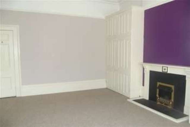  Image of 2 bedroom Flat to rent in Highbury Road Weston-super-Mare BS23 at Weston-super-Mare, BS23 2DR