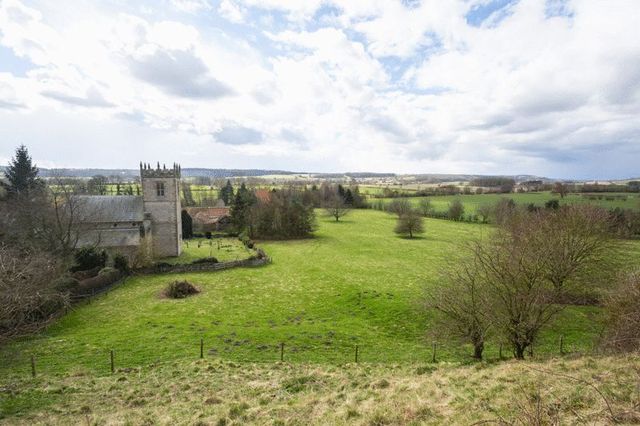  Image of 5 bedroom Cottage for sale in Stonegrave York YO62 at Stonegrave York, YO62 4LJ