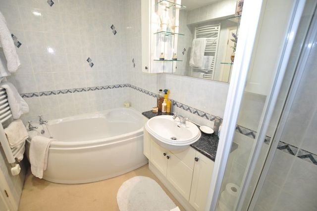  Image of 3 bedroom Detached house for sale in South Hill Rolleston-on-Dove Burton-on-Trent DE13 at South Hill Rolleston-On-Dove Burton-On-Trent, DE13 9AT