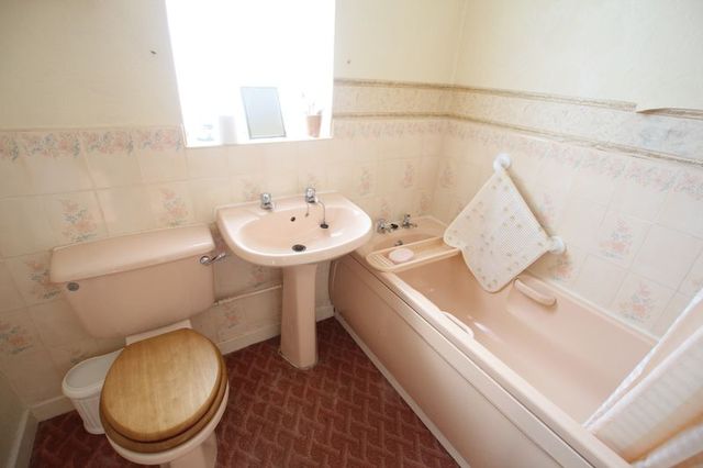  Image of 2 bedroom Detached house for sale in Holcroft Garth Hedon Hull HU12 at Holcroft Garth Hedon Hull, HU12 8LJ
